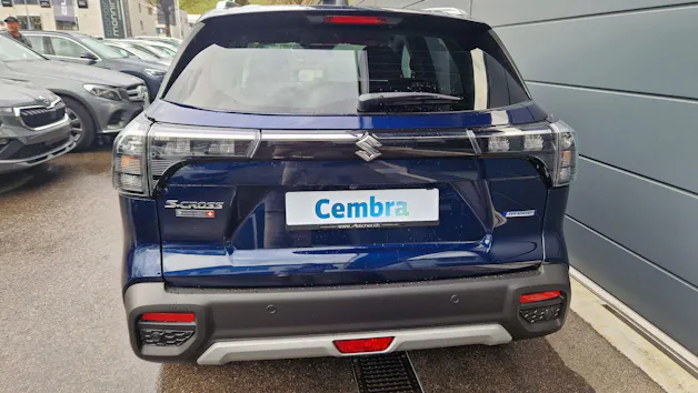 Suzuki S-Cross 1.4 T Sakura Hybrid 4x4