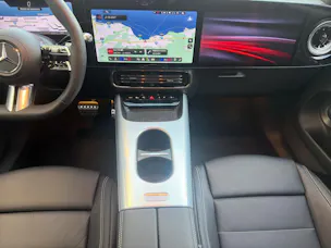Mercedes-Benz NEW GLB 350 4M EQ