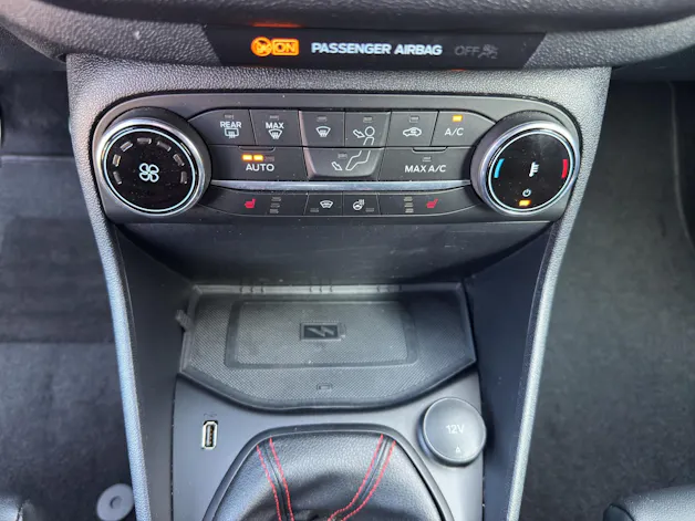 Ford Fiesta 1.0 EcoB Hybrid ST-Line Vignale