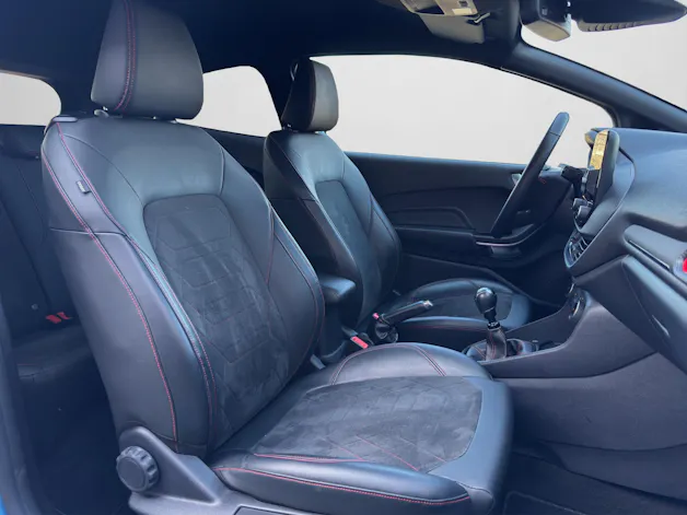 Ford Fiesta 1.0 EcoB Hybrid ST-Line Vignale