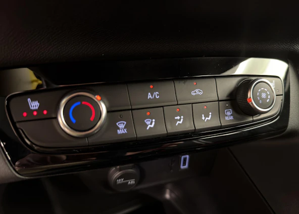 Fahrzeugbild 9 Fahrzeugbild 9