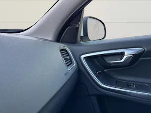 Volvo V60 Kombi 2.0 T6 Executive AWD S/S