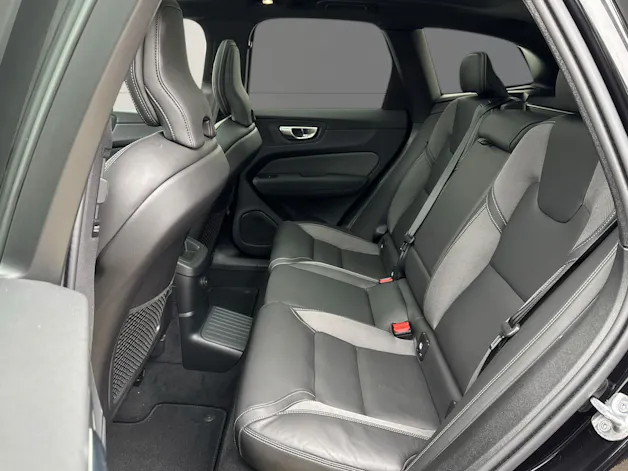 Volvo XC60 2.0 T6 TE Black Edition eAWD