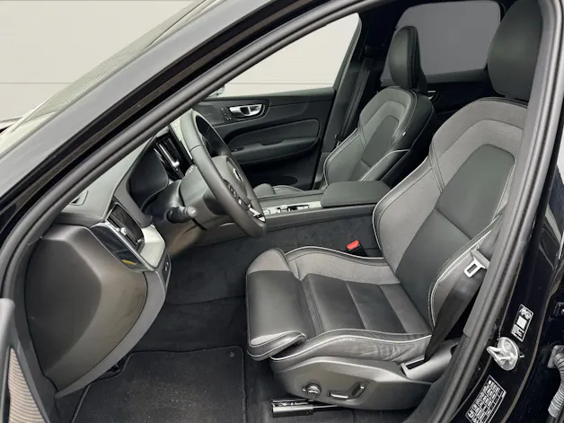 Volvo XC60 2.0 T6 TE Black Edition eAWD