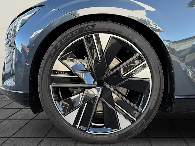 Volvo ES90 Ultra