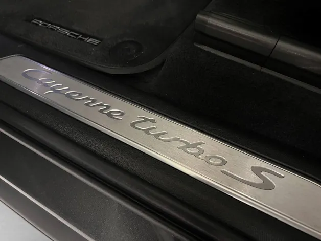 Porsche Cayenne Turbo S E-Hybrid Coupé