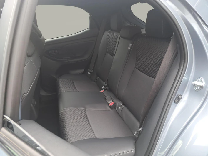 Fahrzeugbild TOYOTA YARIS