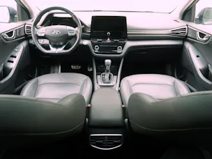 Hyundai Ioniq 1.6 GDi Plug-in Hybrid Launch Plus