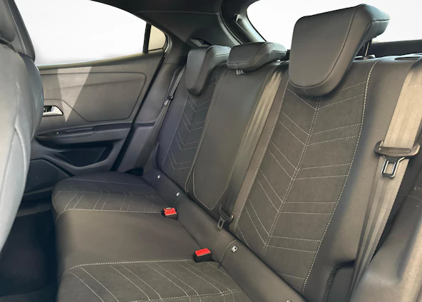 Fahrzeugbild 10 Fahrzeugbild 10