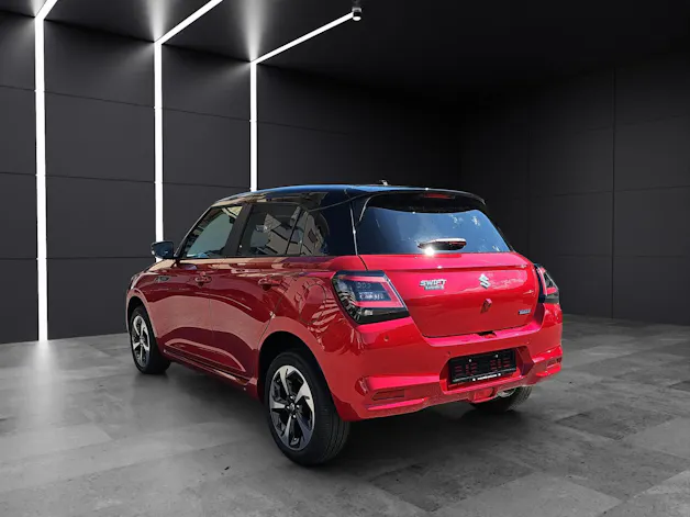 Suzuki Swift 1.2 Sakura Top Hybrid 4x4