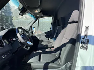 Mercedes-Benz Sprinter 317 CDI Pro Brücke mit Hebebühne 4325 L