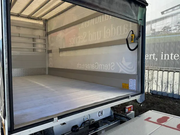Mercedes-Benz Sprinter 317 CDI Pro Brücke mit Hebebühne 4325 L