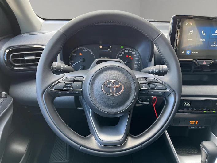 Fahrzeugbild TOYOTA YARIS