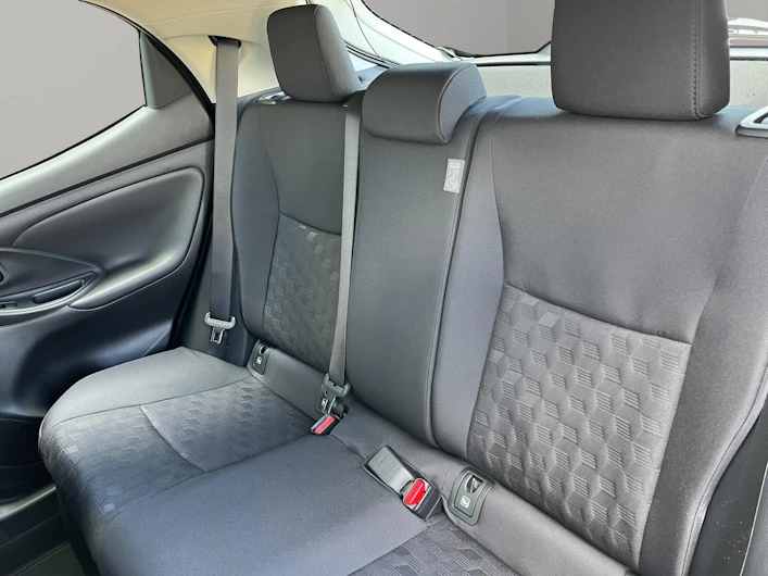 Fahrzeugbild TOYOTA YARIS