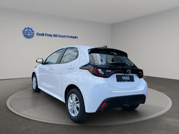 Fahrzeugbild TOYOTA YARIS