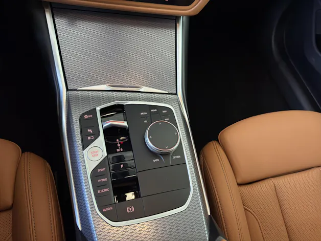 BMW 320e xDrive SAG Touring
