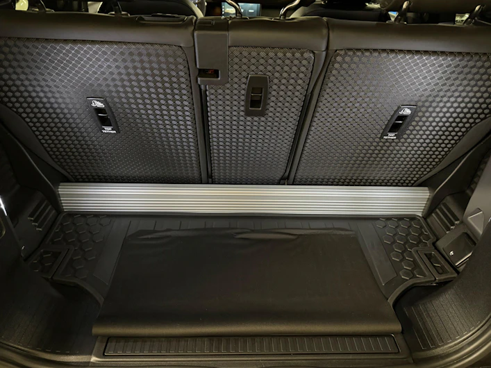 Fahrzeugbild LAND ROVER DEFENDER