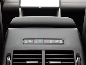 immagine del veicolo LAND ROVER Discovery Sport 1.5 T 270e Landmark