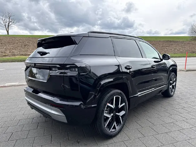 Jeep Compass First Edition