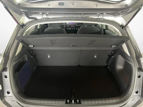 https://vehicle.imgix.net/4227176/451f0e75-9f0d-44d0-9685-3c24509aea53.jpg