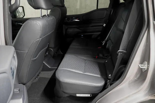 Toyota Land Cruiser 2.8 D 48V Invincible