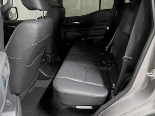Toyota Land Cruiser 2.8 D 48V Invincible