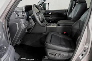 image du véhicule TOYOTA Land Cruiser 2.8 D 48V Invincible