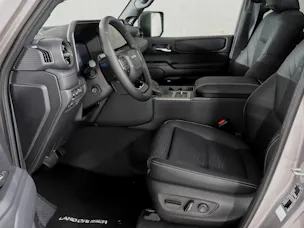 Toyota Land Cruiser 2.8 D 48V Invincible