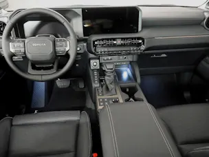 Toyota Land Cruiser 2.8 D 48V Invincible