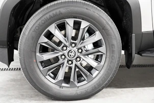 image du véhicule TOYOTA Land Cruiser 2.8 D 48V Invincible