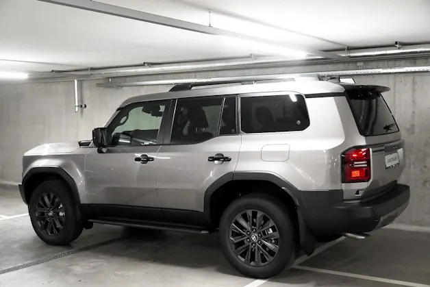Toyota Land Cruiser 2.8 D 48V Invincible