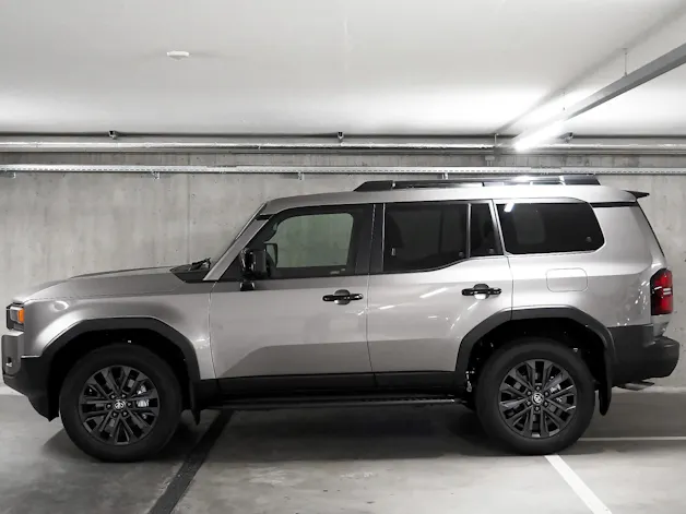 Toyota Land Cruiser 2.8 D 48V Invincible