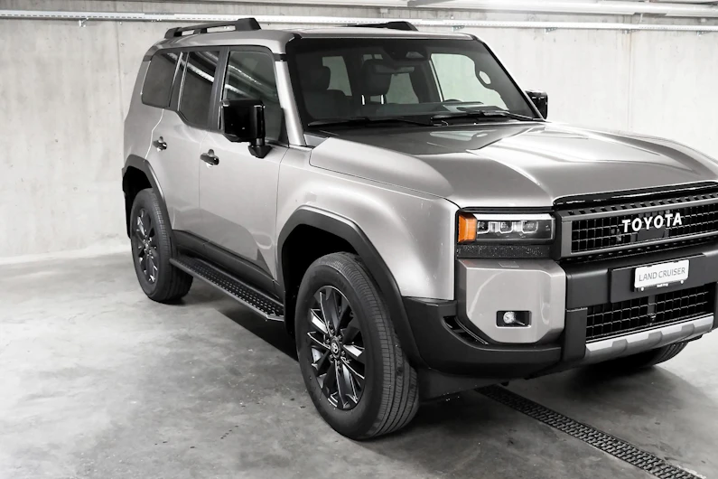 image du véhicule TOYOTA LANDCRUISER