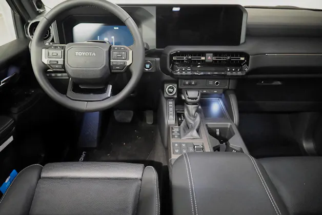Toyota Land Cruiser 2.8 D 48V Invincible