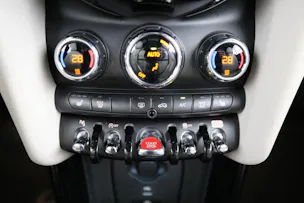 Mini Cabrio F57 2.0i Cooper S SDKG
