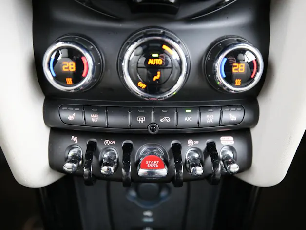 Mini Cabrio F57 2.0i Cooper S SDKG