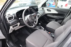 Suzuki Swift 1.2 Sakura Top Hybrid 4x4