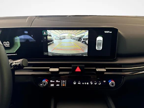 https://vehicle.imgix.net/4227295/ae002475-21e1-433a-a5c9-79c68d5d83d4.jpg