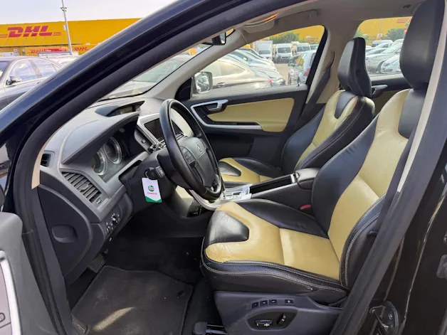 Volvo XC60 2.4 D5 Summum AWD