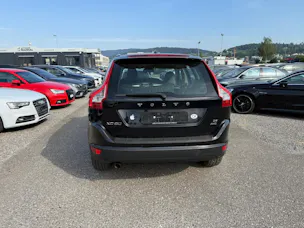 VOLVO XC60 2.4 D5 Summum AWD