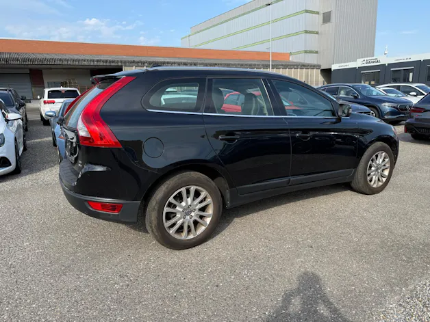 Volvo XC60 2.4 D5 Summum AWD