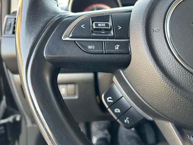 Suzuki Swift 1.2 Piz Sulai Top Hybrid 4x4