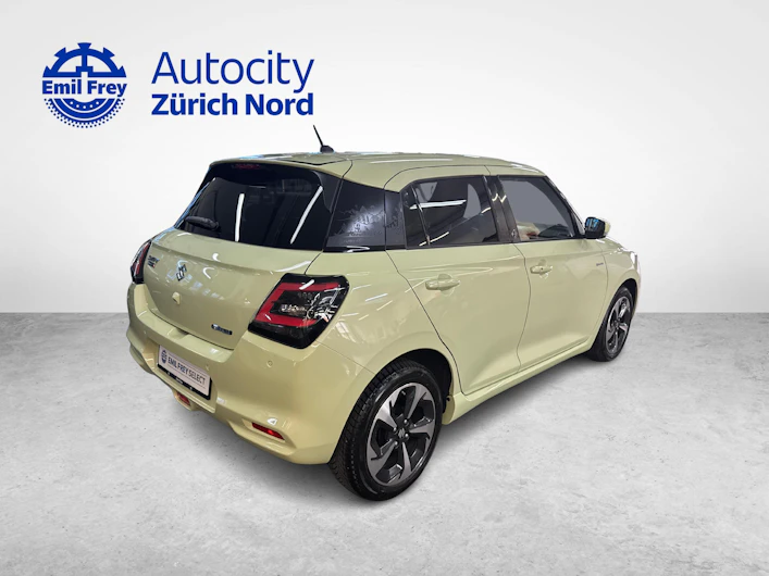 Fahrzeugbild SUZUKI SWIFT