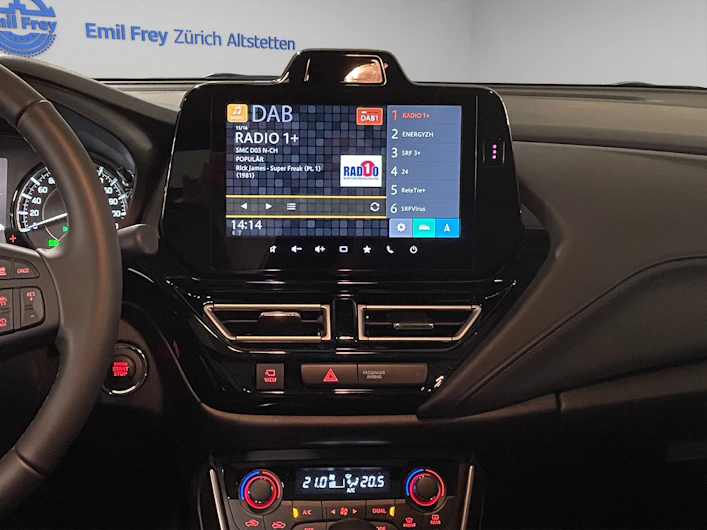 Fahrzeugbild SUZUKI S-CROSS