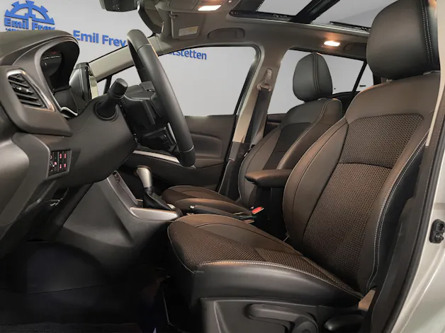 Suzuki S-Cross 1.4 T Sakura Top Hybrid 4x4