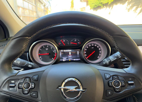 immagine del veicolo 4 immagine del veicolo 4