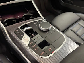 Fahrzeugbild BMW 330e xDrive SAG Touring M-Sport