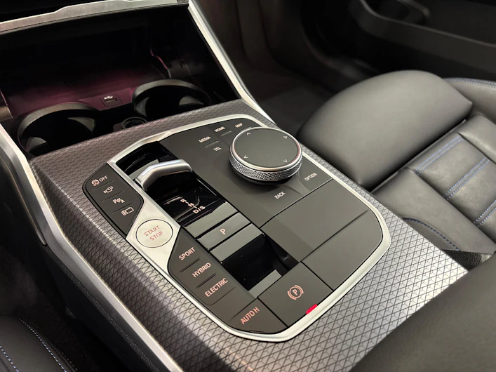 Fahrzeugbild BMW 3 SERIES