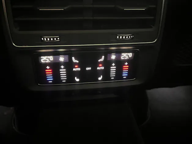 Audi SQ7 4.0 V8 TFSI quattro T-Tronic