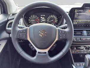 Suzuki S-Cross 1.4 T Sakura Hybrid 4x4